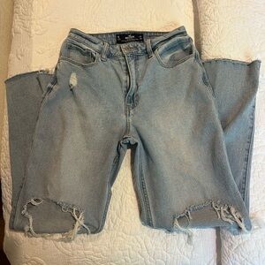 Hollister ultra high rise 90’s straight jeans